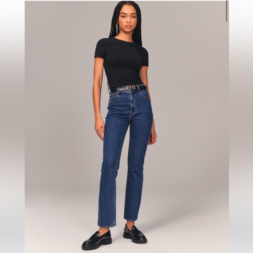 Abercrombie Ultra High Rise Ankle Straight Jeans